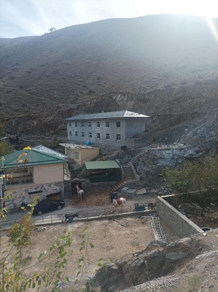Hazrati Dovud Guest House, Buchen Sie  Hotels in Samarkand mit Parkplatz, Parkplätze