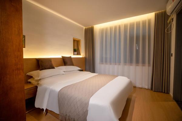 Junlan Hotel 张家界郡澜民宿, Buchen Sie  Hotels in Hunan mit Parkplatz, Parkplätze