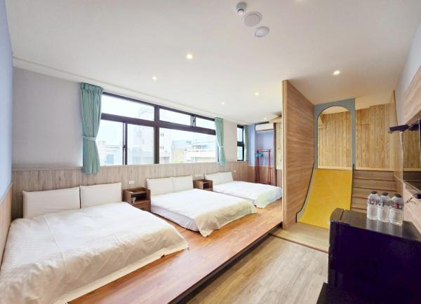 Yours Inn Luodong, Book  Luodong Yilan County
