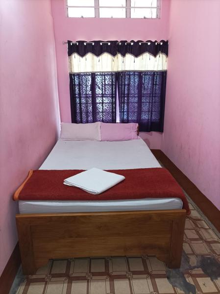 Mini Home kirtti inn single rooms, Buchen Sie  Hotels in Assam mit Parkplatz, Parkplätze