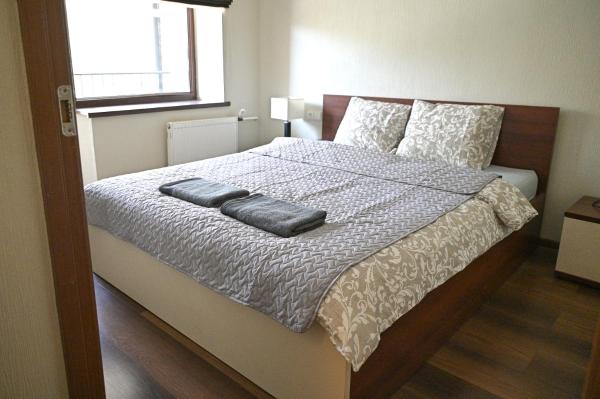 Villa Apartments Giruliai XVIII - Prime Rentals, Buchen Sie Ferienwohnung Hotels in Klaipeda mit Parkplatz, Parkplätze