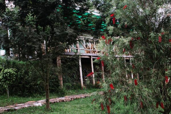 African Tent Resort, Réserver  Hôtels à Kabale avec parking, Parking