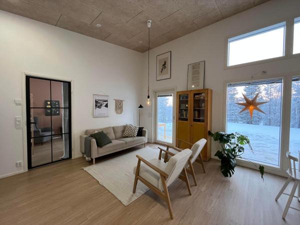 Villa Aamutähti, Buchen Sie  Hotels in Lappland mit Parkplatz, Parkplätze