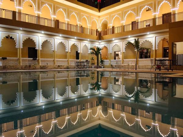 Hotel LS Haveli, Prenota  Hotel a Rajasthan con piscina, Piscina