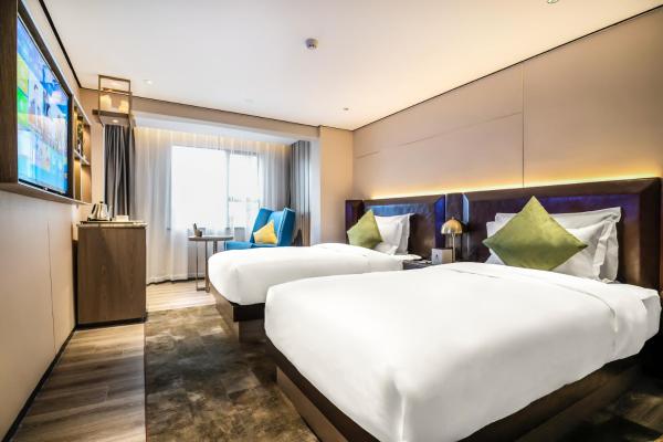 Beijing Road Four-Diamond Hotel-1 km From The Metro-宜尚plus酒店, Buchen Sie  Hotels in Guangdong mit Parkplatz, Parkplätze