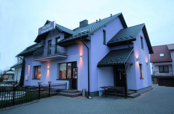 AGROTURYSTYKA MAŁA CZARNA, Buchen Sie  Bodzentyn 