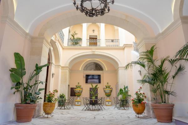 Il Cavaliere al borgo antico, Buchen Sie  Copertino Salento