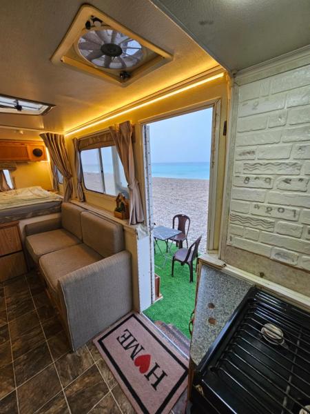 dhabab caravan كرفان ضباب, Buchen Sie  Ḑibāb 