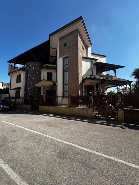 Villa D&C casa affitto breve, Buchen Sie  Frattaminore Kampanien