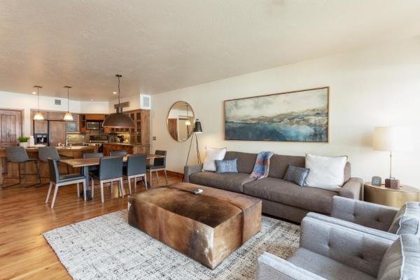 1 Bedroom Condo - The Lodges at Deer Valley condo, Buchen Sie  Hotels in Utah mit Parkplatz, Parkplätze