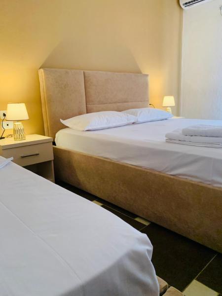 Balkan Apartaments, Prenota  Hotel a Lezhë County con piscina, Piscina