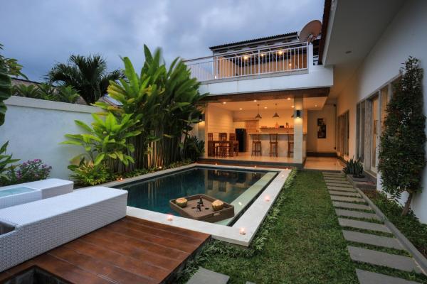 The Made Villa, Reserva ahora  Hoteles con piscina en Bali, Piscina