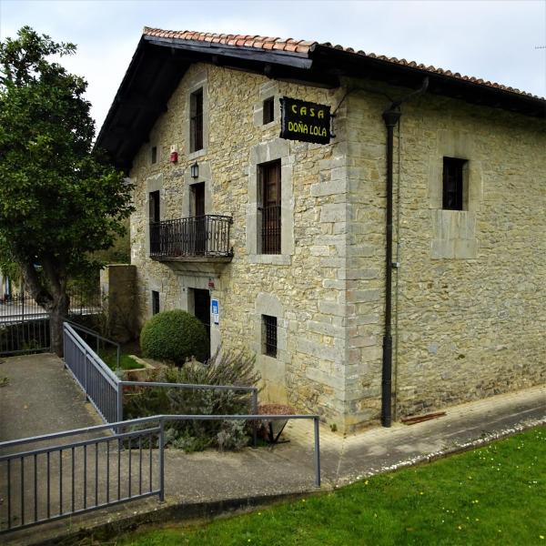 Hotel Doña Lola, Buchen Sie  Izarra Baskenland