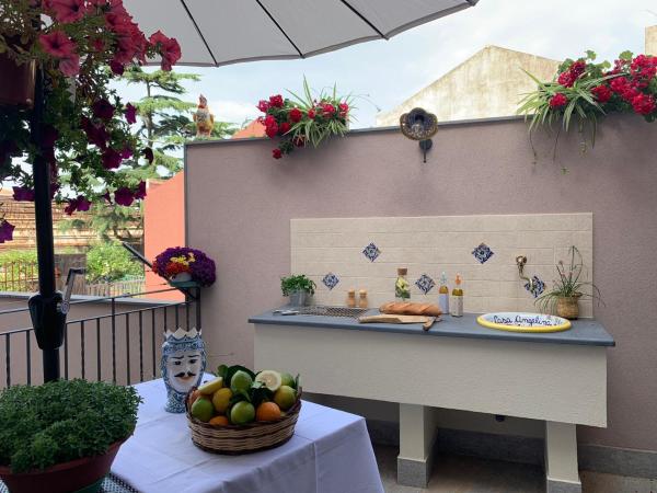 Casa Angelina a due passi dal mare, Buchen Sie Ferienhaus Hotels in Sizilien mit Parkplatz, Parkplätze