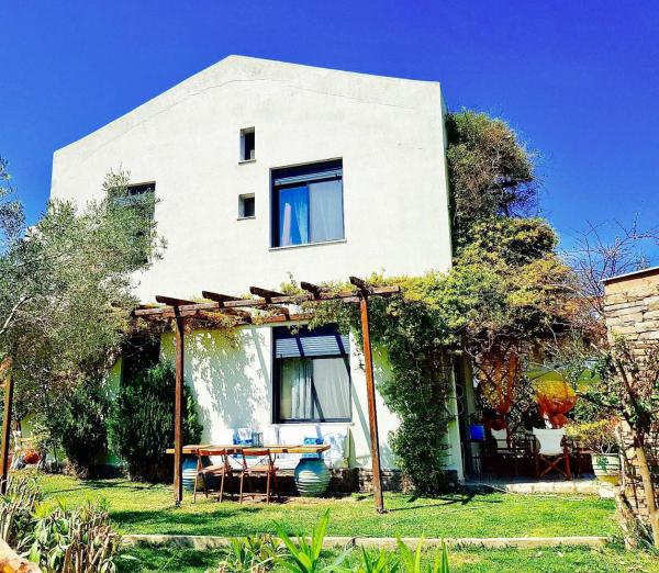 2 Steps from the Sea frontbeach Villa, Reserva ahora  Kalamitsi Sithonia