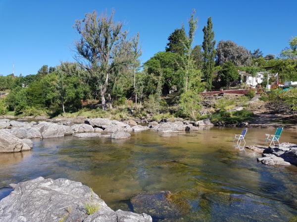 Casas Mi Lugar -pegadas al Río, Prenota  Hotel a Córdoba con parcheggio, Parcheggio