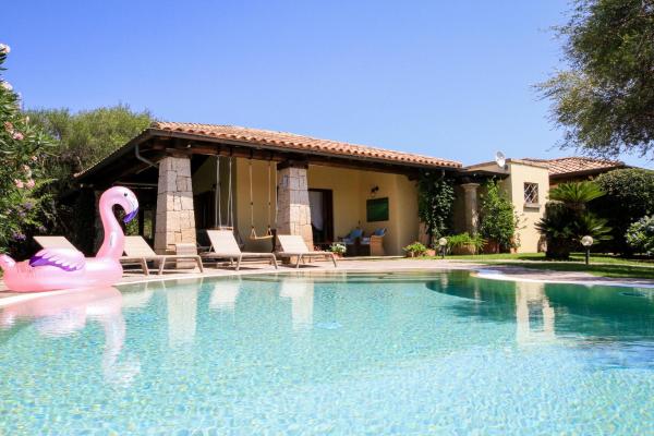 LuxRent Villa Smeralda Pool and Beach, Buchen Sie  SPA-Hotels in San Teodoro, SPA
