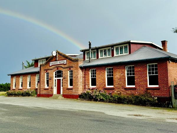 Mossburn Railway Hotel, Buchen Sie   