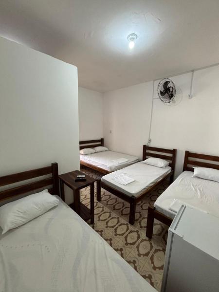 Pousada Praça da Bíblia - Santa Maria da Vitória, Reserva ahora  Hoteles en Noreste de Brasil con aparcamiento, Aparcamiento