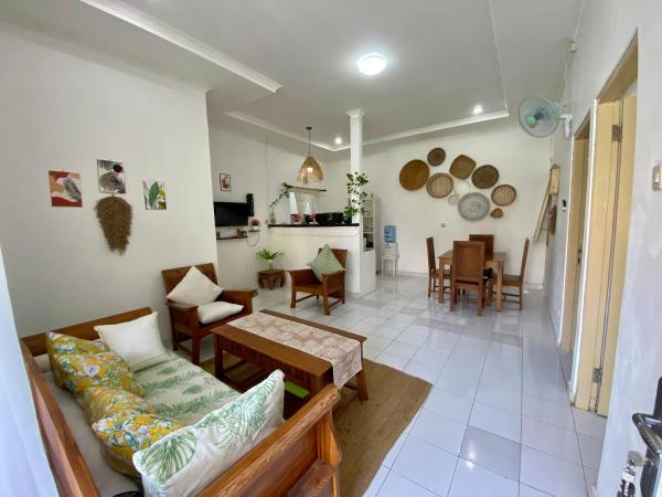 House for Rent Balangan II - Bali, Prenota  Hotel a Bali con parcheggio, Parcheggio