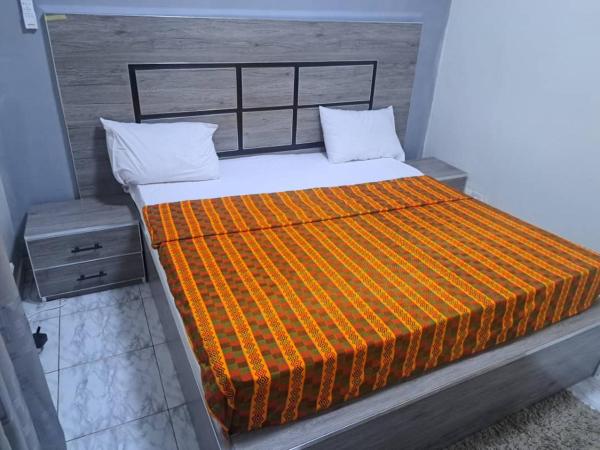 Sunu Keur, Buchen Sie  Hotels in Dakar mit Parkplatz, Parkplätze
