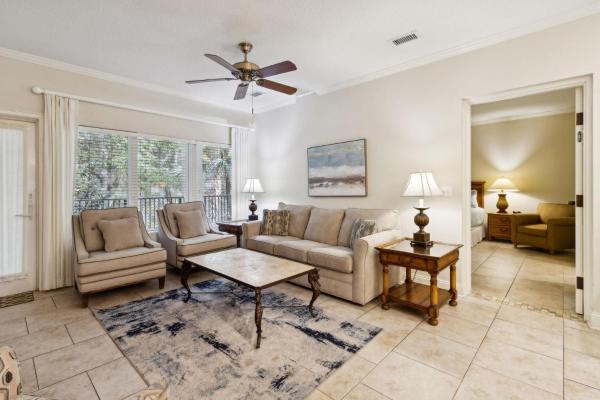2519 Tennis Villas King Suite, Buchen Sie  Franklintown Florida