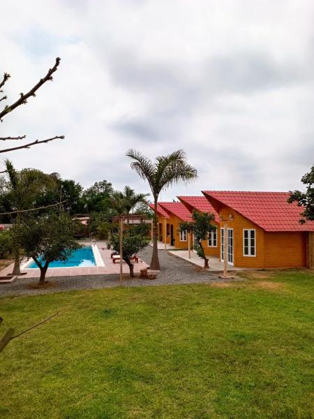 Mandarhemia Club, Buchen Sie  Hotels mit Pool in Huaral, Schwimmbad