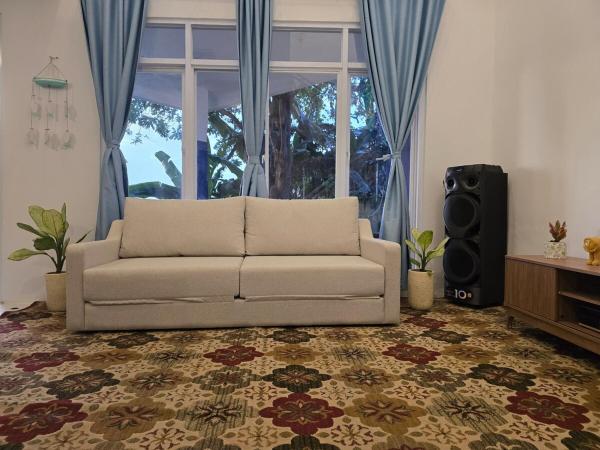 Villa Viva, Prenota  Pasauran Banten