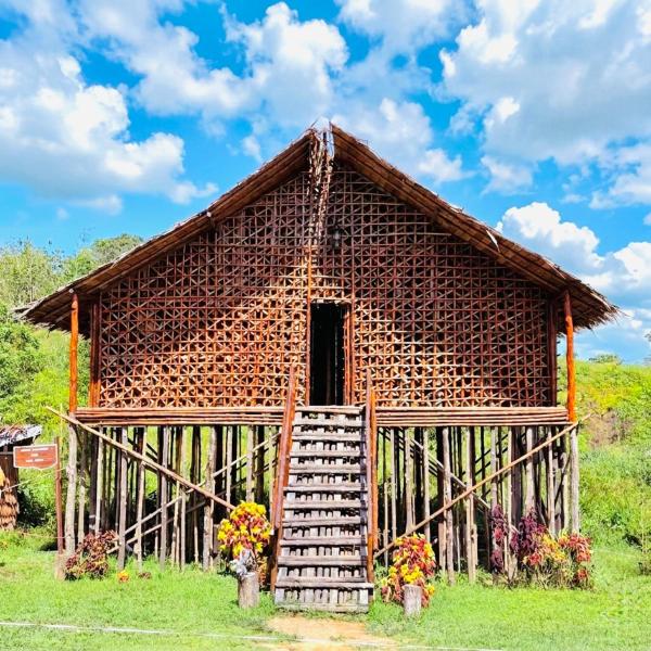 Rumsram Homestay, Buchen Sie  Klamono Westpapua