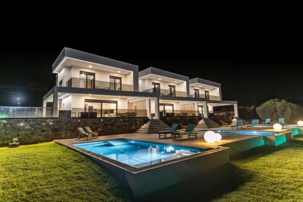 Inception Luxury Villas, Prenota  Nea Skioni 