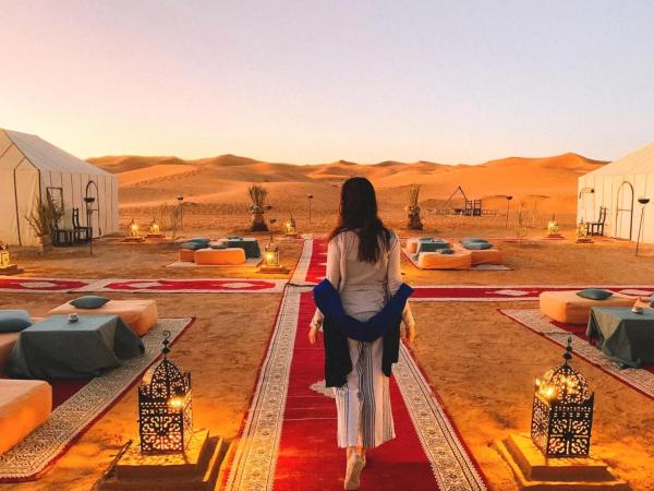 Whispering Desert Luxury Camp, Prenota  Merzouga Al-Rashidiyya
