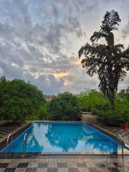 Redstone Naturestay Resort, Khopoli, Réserver  Hôtels à Maharashtra avec piscine, Piscine