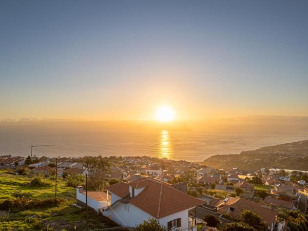 Villa Mirage - by Madeira To Stay, Buchen Sie  Hotels in Madeira mit Parkplatz, Parkplätze