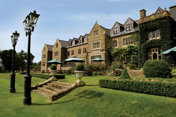South Lodge, Buchen Sie Hotel Hotels in Sussex mit Pool, Schwimmbad