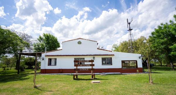 Yellow Cardinal Lodge, Prenota  Hotel a Corrientes Province con piscina, Piscina
