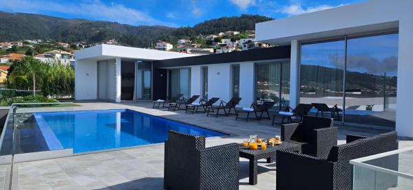 Villa Matias - Private pool and family comfort, Buchen Sie  Hotels mit Pool in Madeira, Schwimmbad