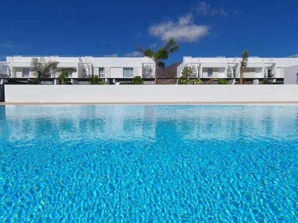 Villa frente al mar en Playa Blanca con piscina y aparcamiento - ES-175-43, Prenota  Hotel a Isole Canarie con piscina, Piscina