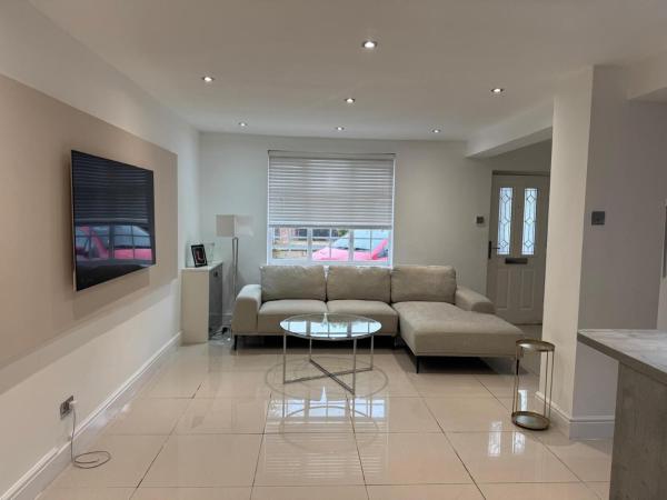 Cozy home in peaceful home, Reserva ahora  Cheadle Hulme Gran Mánchester