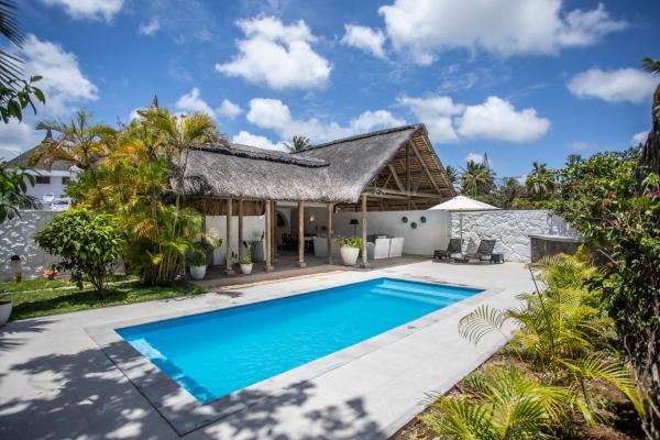 Villa du Latanier Bleu with pool, Prenota  Grand Baie Mauritius Costa Nord