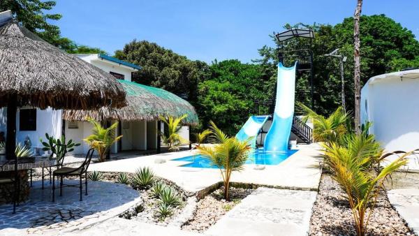 Villa del Atardecer Caribeño - JhonLimar, Reserva ahora  Hoteles con piscina en Bolívar, Piscina