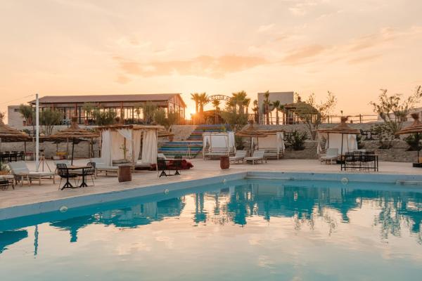 we agafay, Buchen Sie  Hotels in Marrakech-Safi mit Parkplatz, Parkplätze