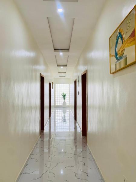 Environmental and Economic Resource Centre, Buchen Sie  Hotels in Ogun mit Parkplatz, Parkplätze