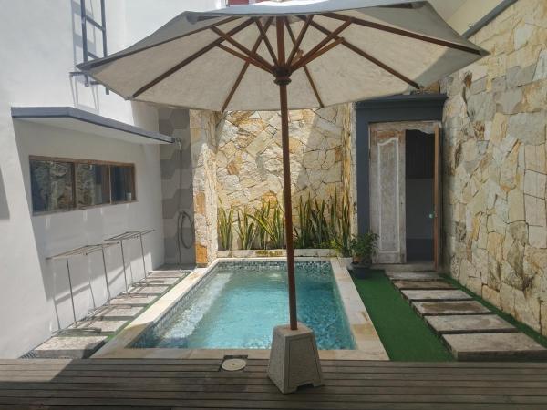 ACE Villa, Buchen Sie  Hotels mit Pool in Denpasar, Schwimmbad