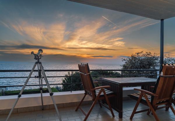 Villa Spawn - Almost Sea, Reserva ahora  Hoteles en Epiro con aparcamiento, Aparcamiento