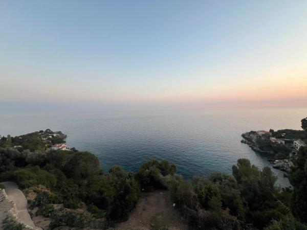 Casa Favelas, Vue Mer et Proche de Monaco, Réserver  Cap d'Ail 