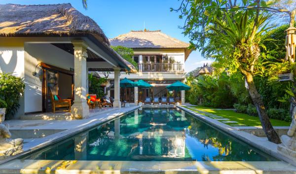 Villa Intan Seminyak - Large swimming pool - Beautiful garden - Spacious and quiet, Reserva ahora  Seminyak Badung