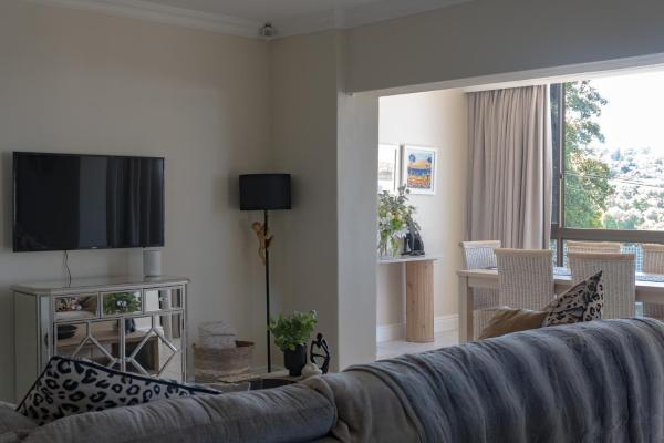 Begonias Eden, Buchen Sie  Hotels in Helderberg mit Pool, Schwimmbad