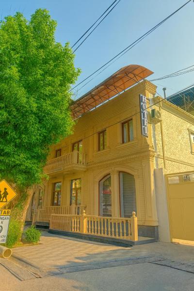 Hotel Sofia Samarkand, Reserva ahora  Hoteles en Samarcanda con aparcamiento, Aparcamiento