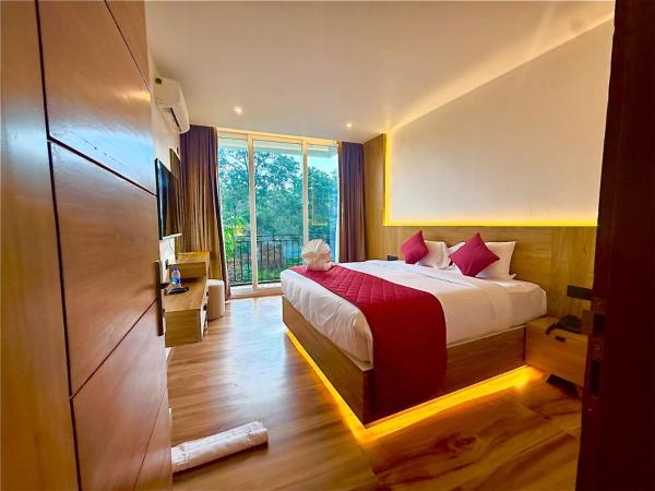 Zaad Suites, Prenota  Hotel a Kerala con piscina, Piscina