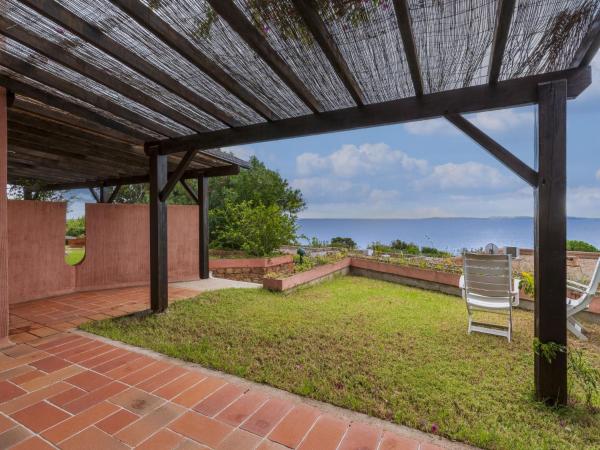 Holiday Home Villa 21 by Interhome, Réserver  Hôtels à Corse avec parking, Parking